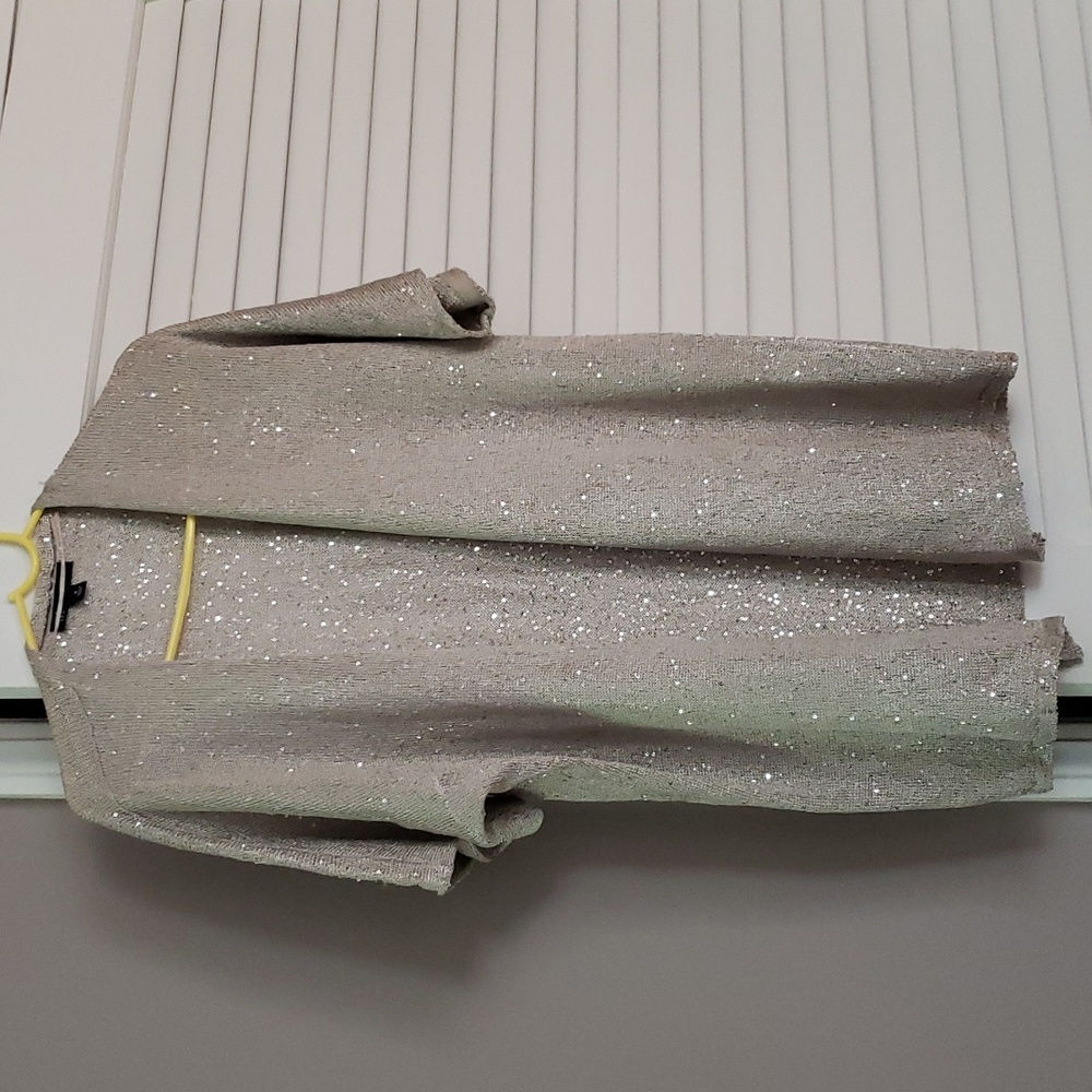 NWOT kimono/vest/ cardigan with sequins, M